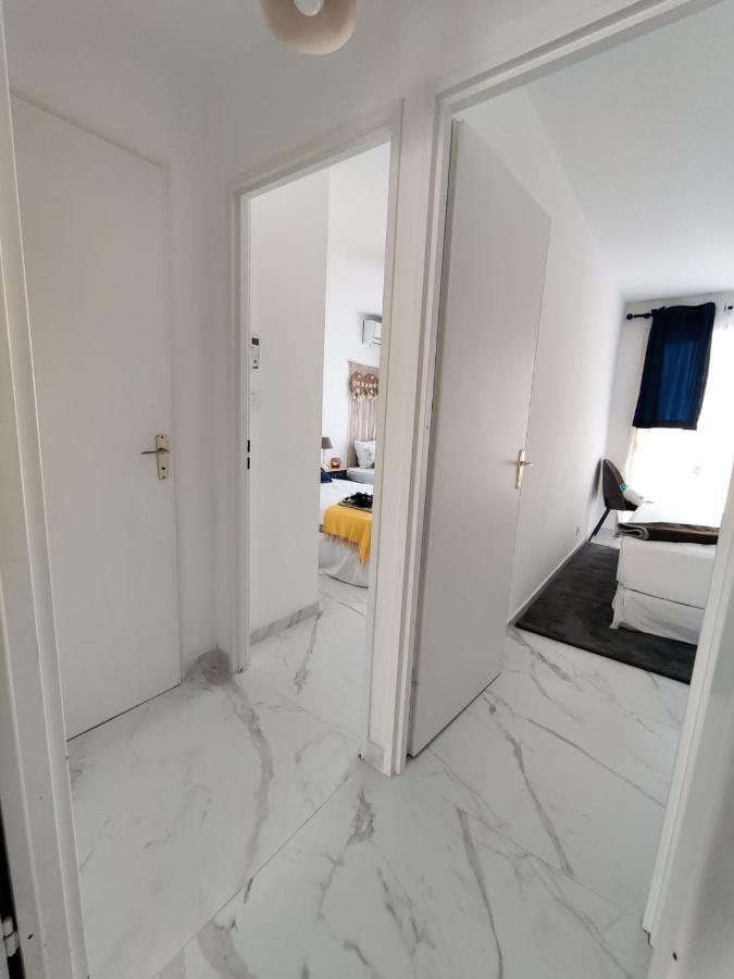 En Exclusivite T3 A 2 Pas Des Plages De St Raphael Saint-Raphael  Bagian luar foto
